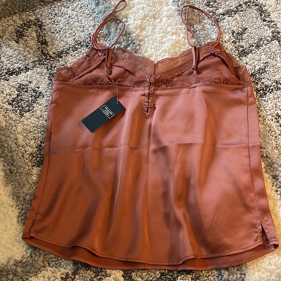 NWT Abercrombie silk mauve pink tank small S - Picture 3 of 4